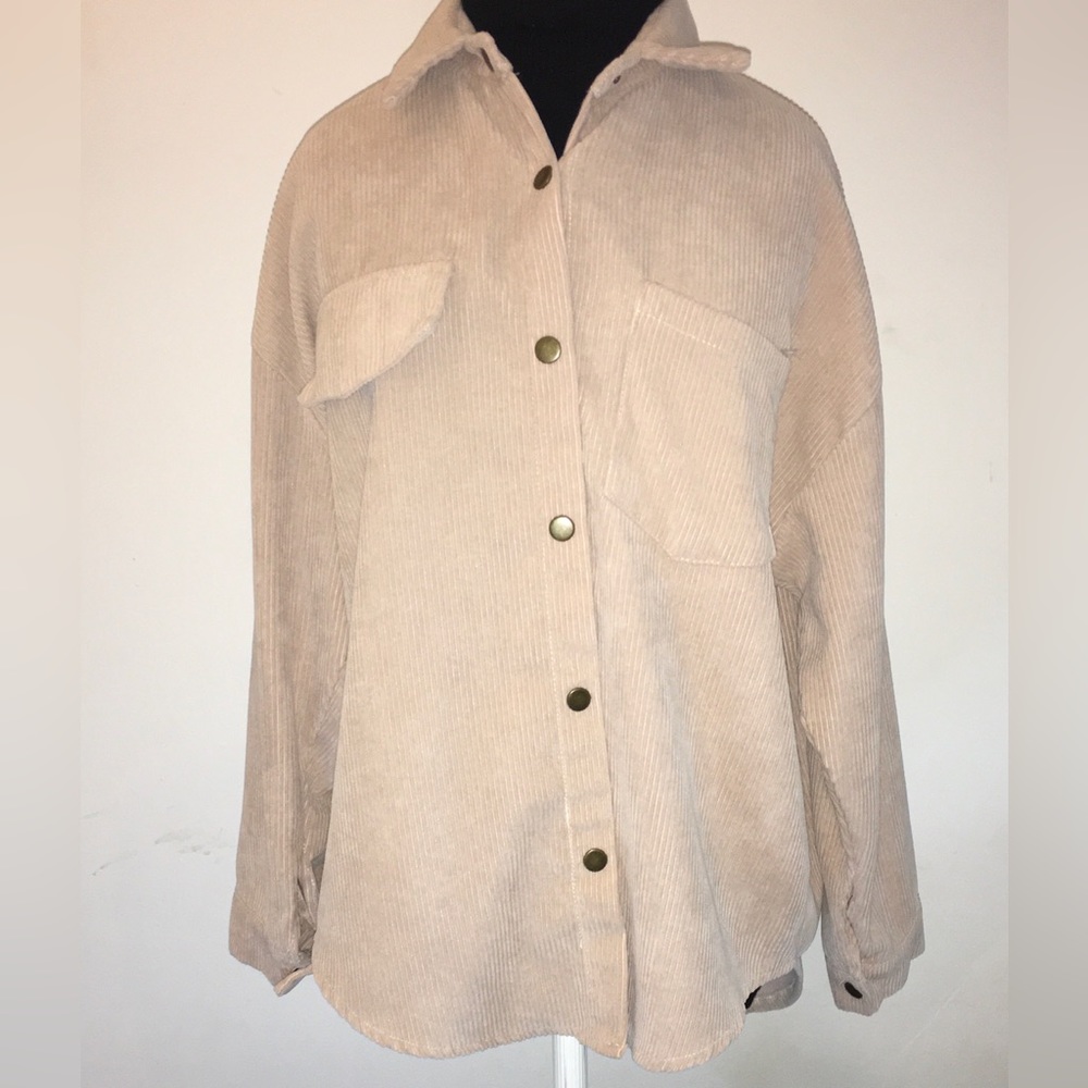 Pa Nu Si Cream Button Down Collard Shirt Sz Small/Medium